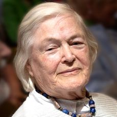 Ilse Tychsen Gründungsmitglied und Ehrenvorsitzende